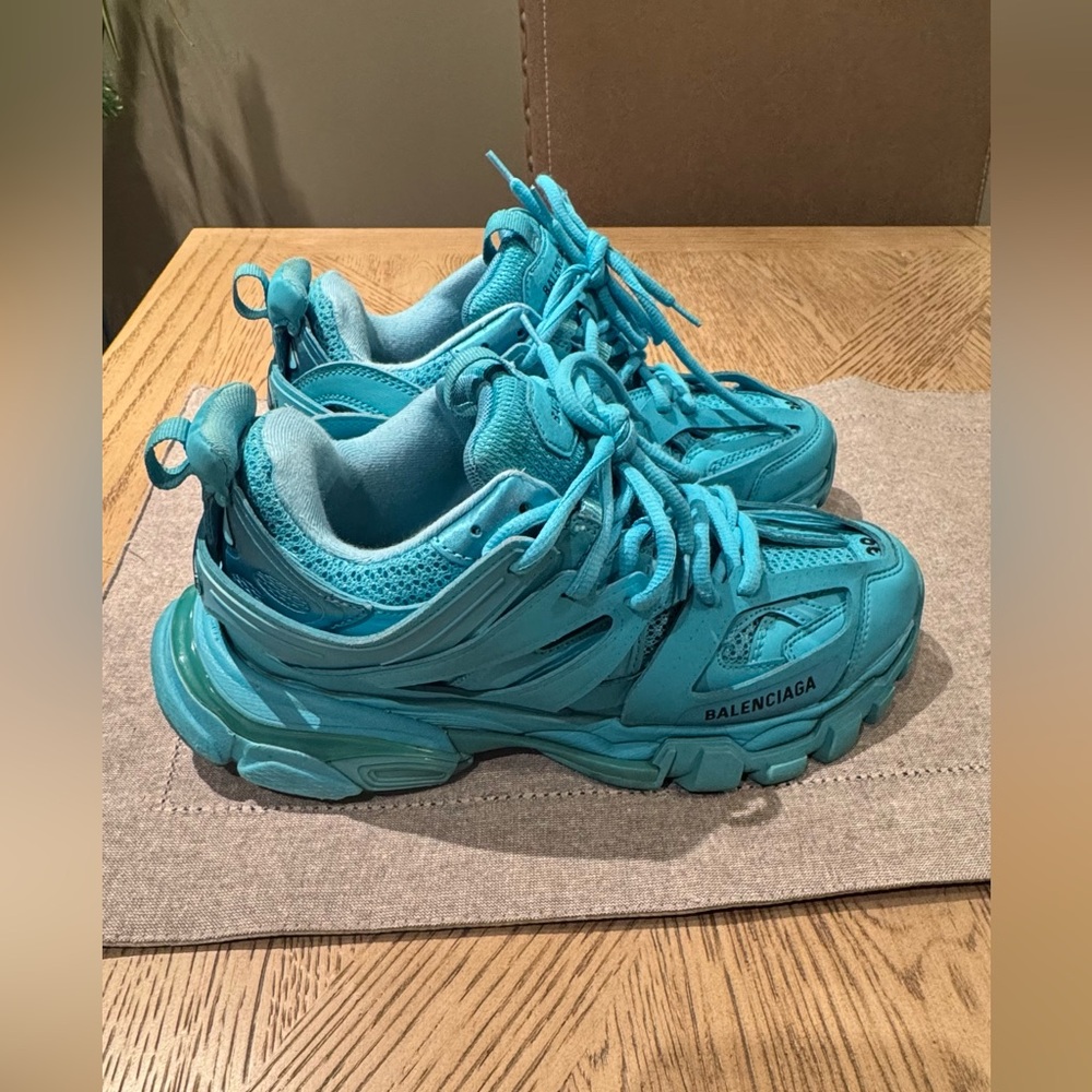 Balenciaga Track Turquoise size EU38/7.5 Super Rare - Picture 3 of 11